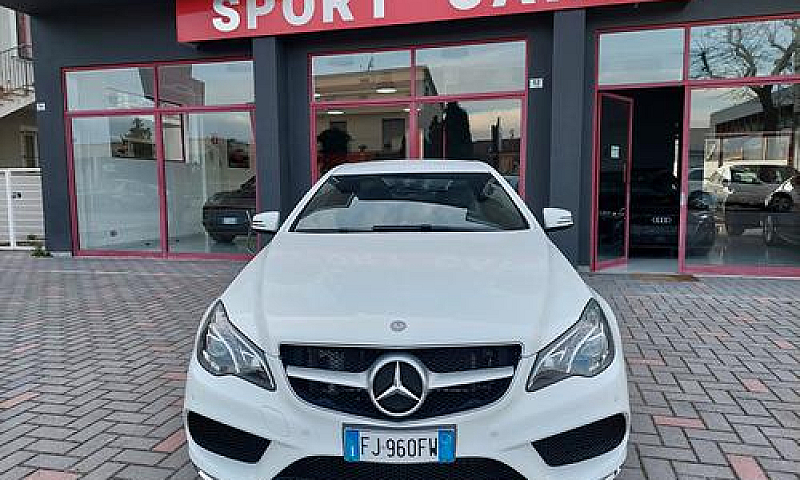 Mercedes-Benz E 220C...