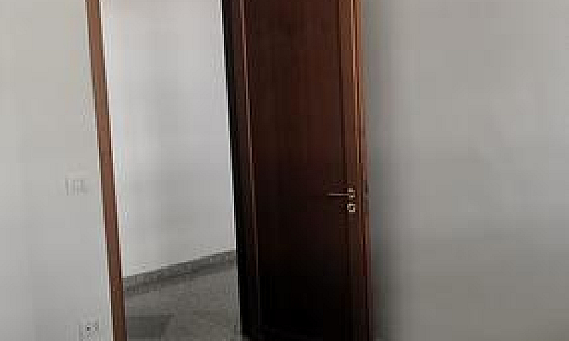 Trivani Con Posto Au...