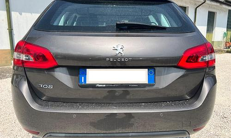 Peugeot 308 Fuori Tu...