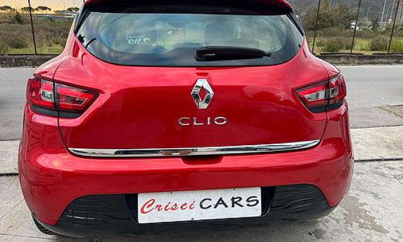 Renault Clio 1.2 75C...