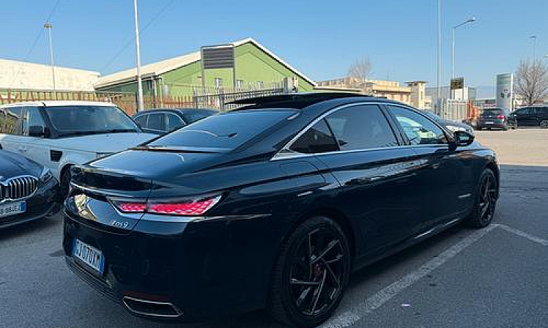 Ds Automobiles Ds9 1...