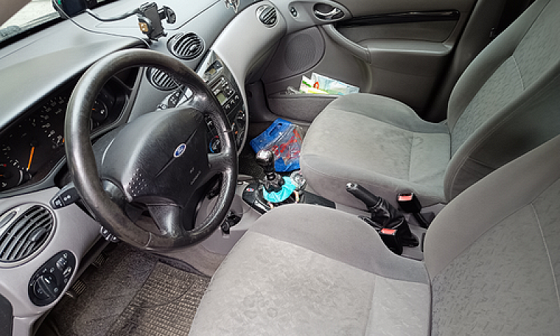 Ford Focus 1800 Tdi...