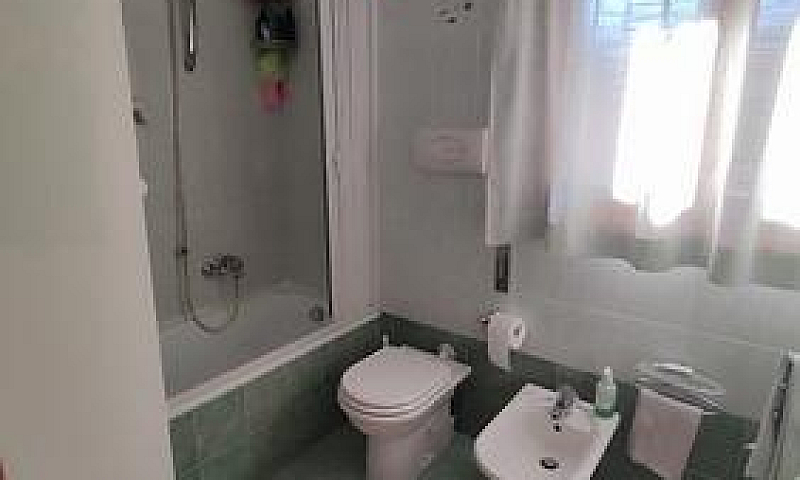 2 Camere Con Terrazz...