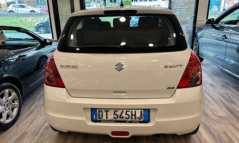 Suzuki Swift 1.3 4X4...