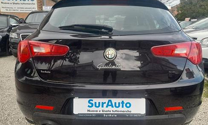 Alfa Romeo Giulietta...