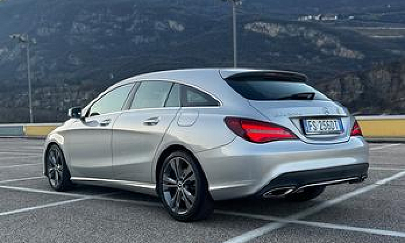 Mercedes Cla 200D Pr...