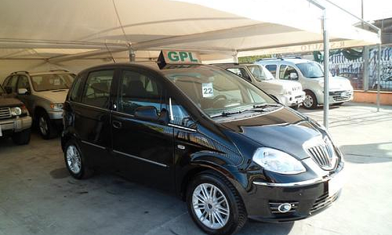 Lancia Musa 1.4 Oro ...