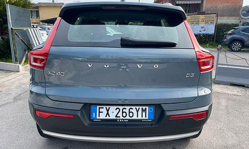 Volvo Xc40 2.0 D3 Mo...
