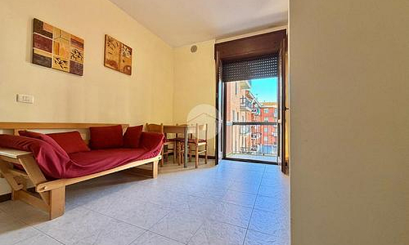 2 Locali A Viterbo...
