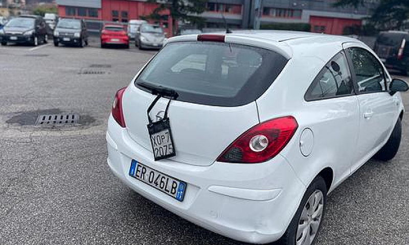 Opel Corsa 1.2 85Cv ...
