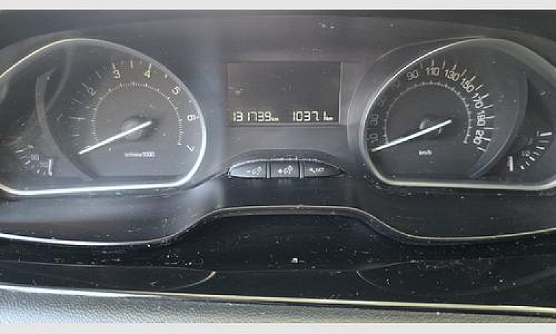 Peugeot 208 Puretech...