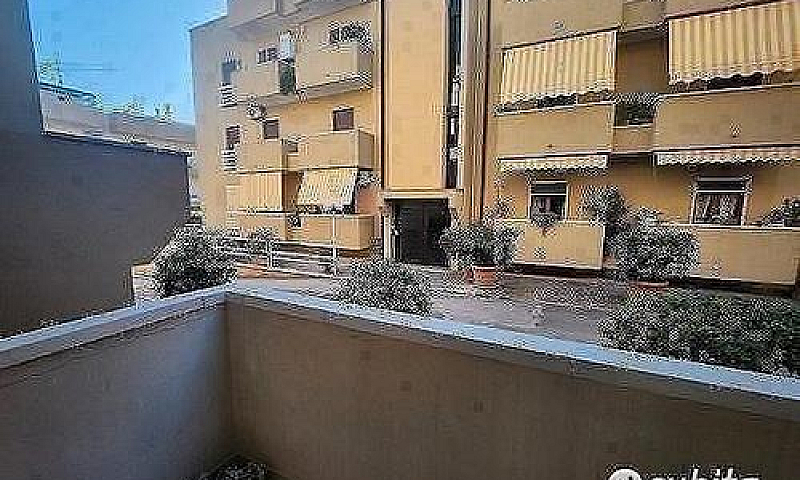 Appartamento Con Box...