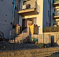 Appartamento Indipendente In Contesto A Schiera