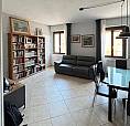 Indipendenza Con Garage Corte E Soffitta