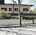 Appartamento Con Due Camere Da Letto A Milano