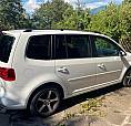 Volkswagen Touran - 2011