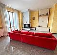 Ampio Appartamento In Zona Residenziale