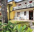 Trilocale Piano Terra In Villaggio Con Piscina E P