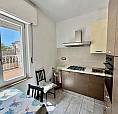 Casa Indipendente Con Tre Appartamenti