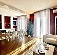 Elegante Appartamento Su Due Livelli In Pieno Cent