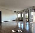 Appartamento Dalle Generose Metrature