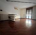 Libero 4 Vani Doppi Serv. Box Commenda