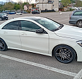 Mercedes-Benz 220