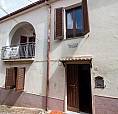 Osilo. Terratetto Su Tre Livelli