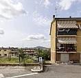 4 Vani, Terrazzo, Magazzino E Piccolo Appezzamento