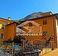 Palazzo / Stabile Di 363 M² Con Più Di 5 Locali A 