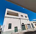 Abitazione Con Box E Terrazzi: Prezzo Interessante
