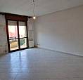 Polesella, Quadrilocale Con Ingresso Indipendente