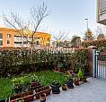Trilocale Con Ingresso Indipendente E Giardino Pri