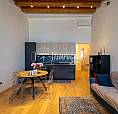 Appartamento Con Ingresso Indipendente In Centro S