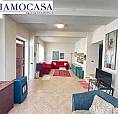 Casa Di Circa 250 Mq, In Buono Stato, Con Giardino