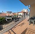 Ampio Appartamento No Condominio