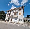 3 Vani E Wc Con Deposito, Garage E Corte Comune