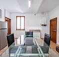 Appartamento Con Ingresso Indipendente Al Piano Te