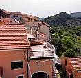 Casa Semi Indipendente Con Giardino E Posti Auto