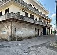 Locale Artigianale E 4 Appartamenti