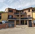 Appartamento Con Terrazze, Garage E Corte