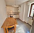 Trilocale In Centro + Balcone E Cantina