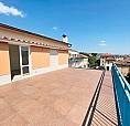 Attico Ristrutturato Mq 210 E Terrazzo Mq 200 U876