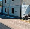 Lungo Valle Trilocale Da Ristrutturare Ideale B&B