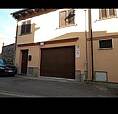 Appartamento Singolo Con Garage E Cortile