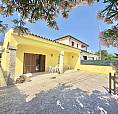 Trilocale Con Veranda E Cortile Privato A Montepet