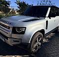 Land Rover Defender 110 3.0D Hybrid 7 Posti