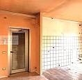 Appartamento Con Tre Camere Su Piccola Palazzina