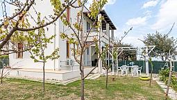 Appartamento Con Giardino A Fano Zona Metaurilia