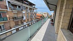 Ampia Metratura Con Garage A Due Passi Dal Mare